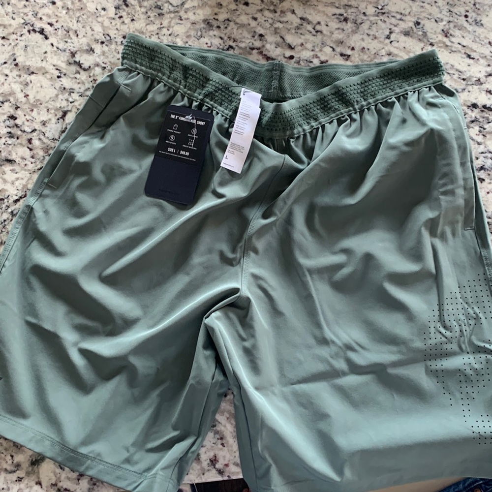 Fabletics mens 9” fundamental shorts. New with tags